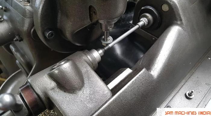 Used Mikron 122.01 Gear Hobbing