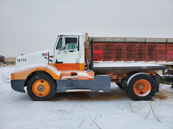 Used 1994 International 8200 SA Truck