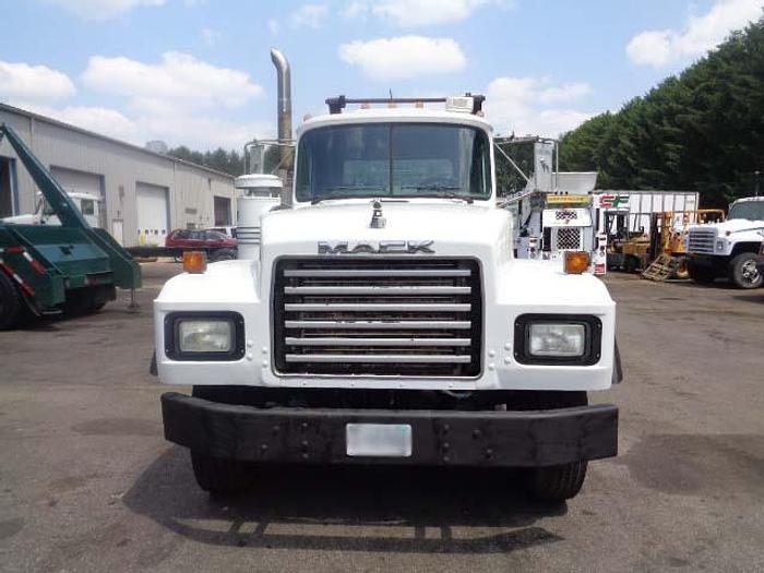 Used 1996 Mack RD690S- Stock #: 8626