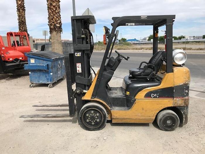 Used 2004 CAT C5000 FORKLIFT