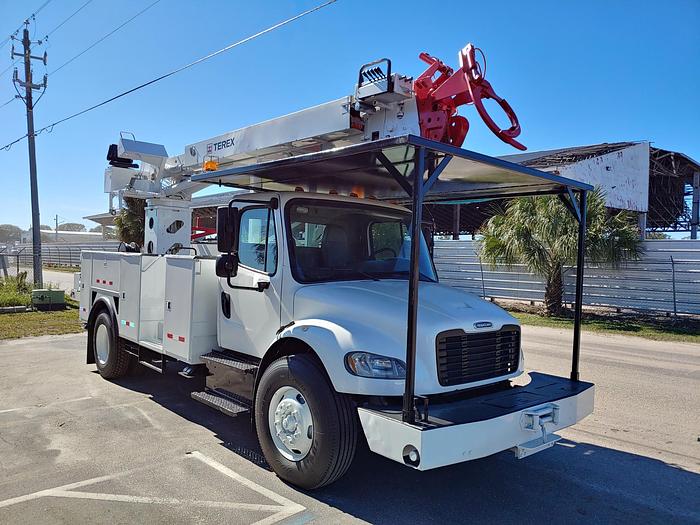 Used Terex Commander C4047 Digger Derrick on 2016 Freightliner M2 106 Reg Cab Utility Truck – G2173