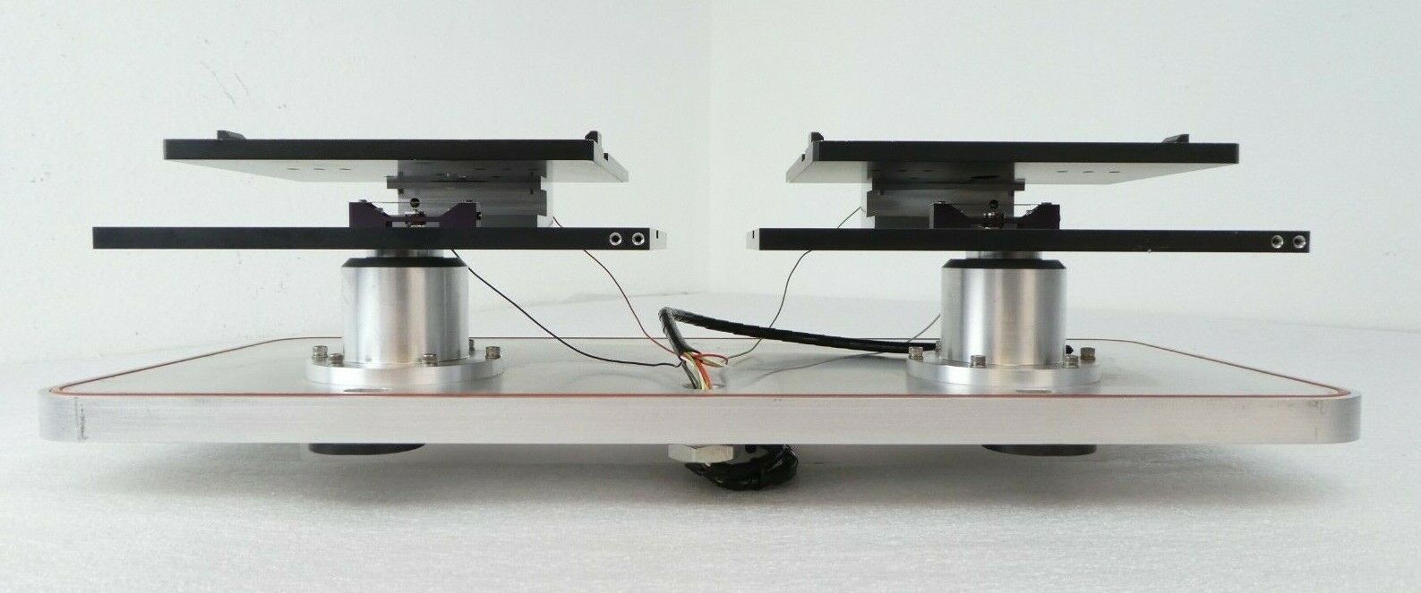 Used Mattson Technology 177-00000-00 200mm Wafer Cassette Nest Platform Type 1 Spare