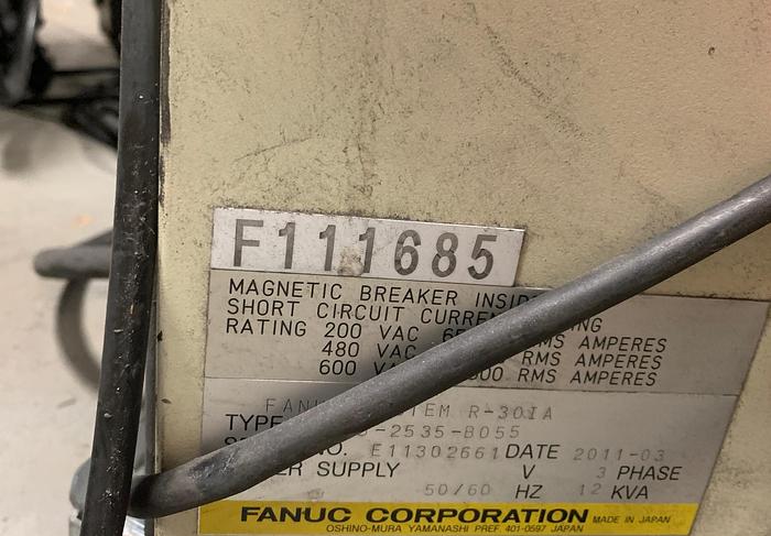 Used FANUC R2000iB/210F 6 AXIS CNC ROBOT W/R30iA CONTROLS 210KG X 2655mm REACH