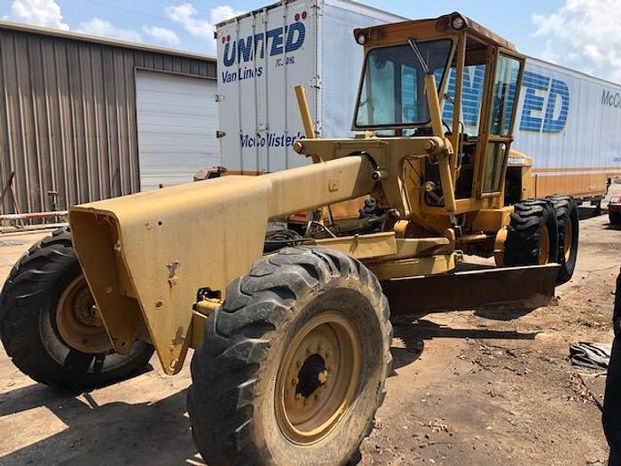 Used John Deere 570A