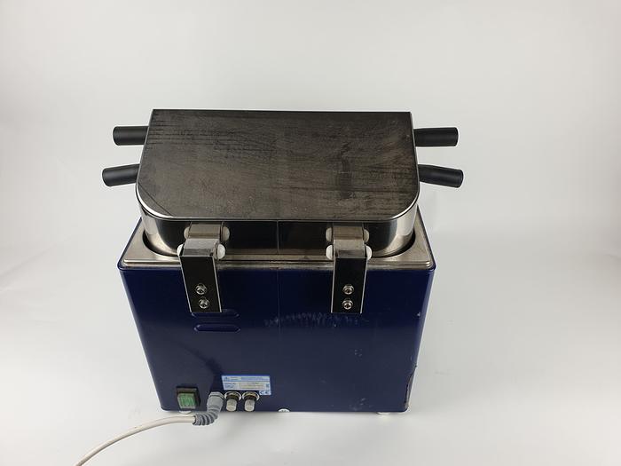 Used Aurora Scientific Water Bath