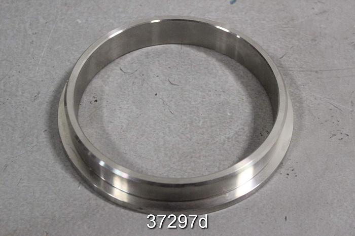 Unused Goulds 3175 L Pump Stuffing Box Bushing, 75764 1203 #37297