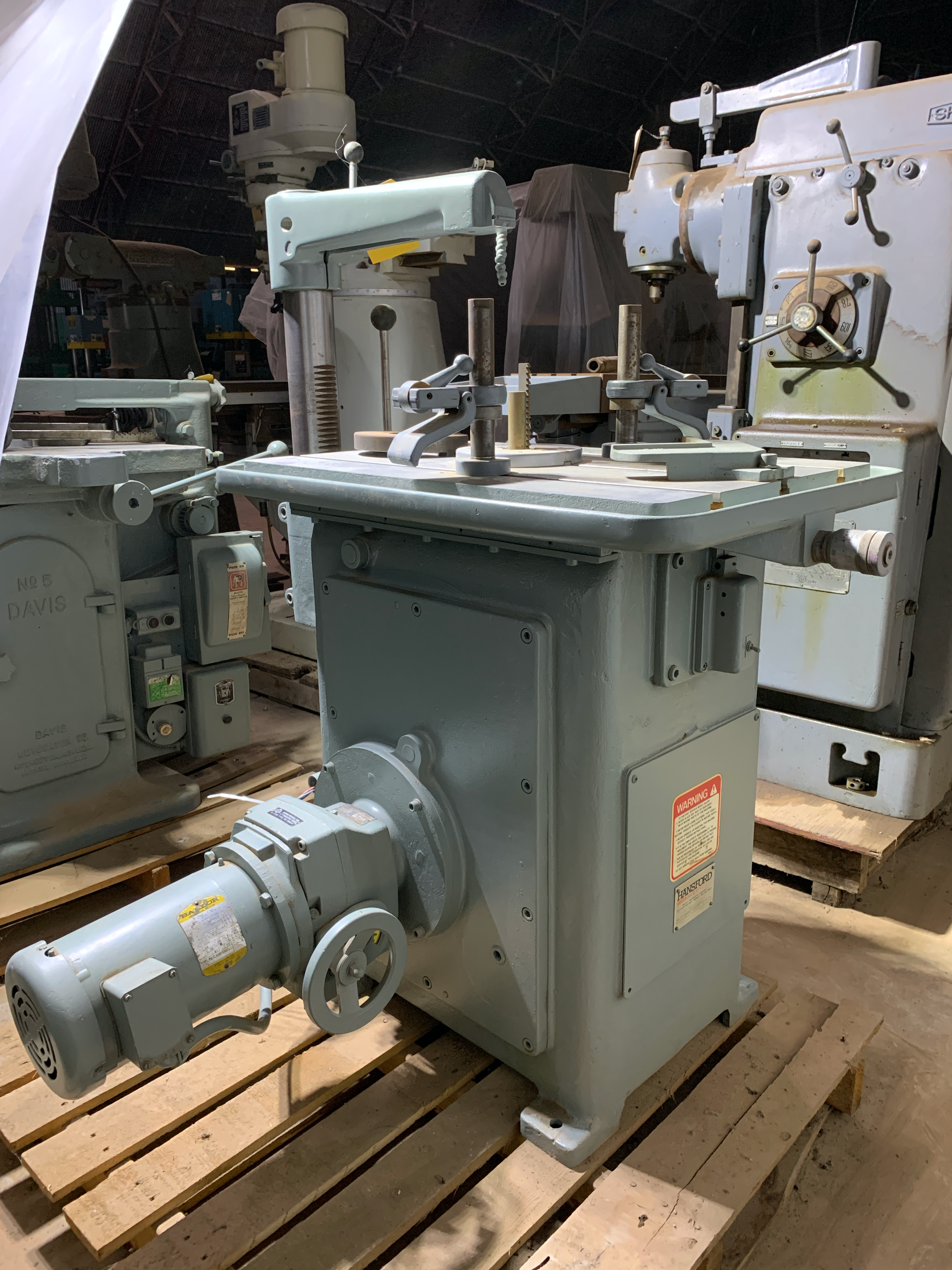 Used 1/16"-1 1/2" Davis Hansford Mdl DA-15B Automatic Variable Speed Keyseater