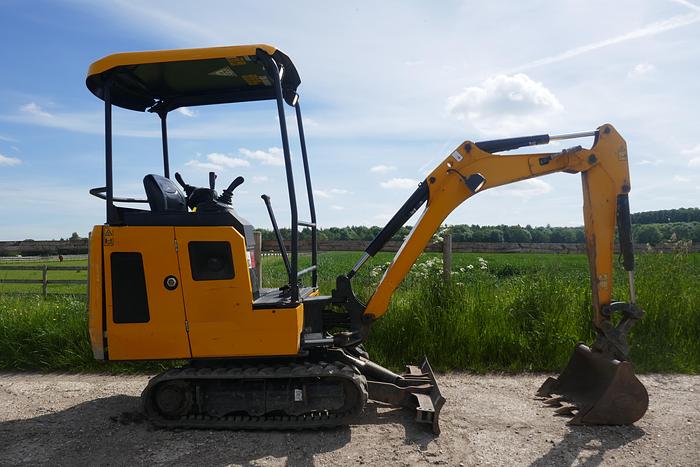 Used 2018 JCB 15C-1