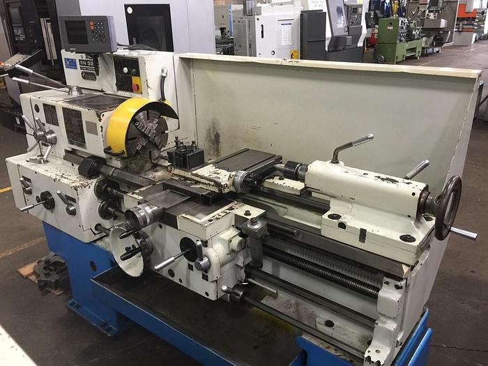 Used 13" X 40", TOS, SN32, TOOLROOM LATHE