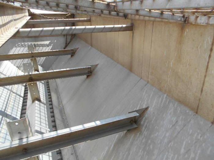 Used 2001 Monroe V-Box- Stock #: 8140