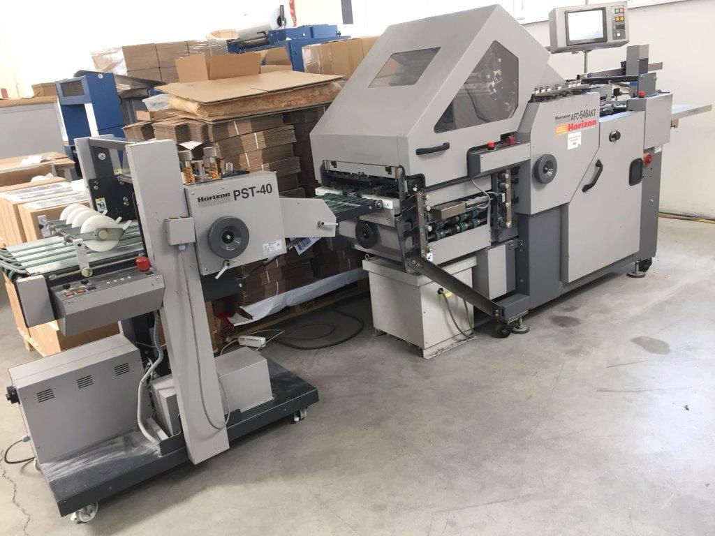 Used Horizon AFC546 AKT semiautomatically adjustable combination folding with stream press delivery Horizon PST40