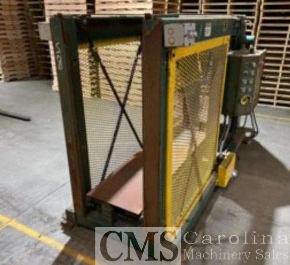 Used 1997 Pendu 4400HD Stacker