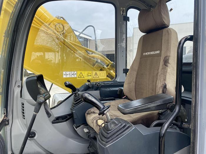 Usato 2008 NEW HOLLAND KOBELCO E215 B EVO