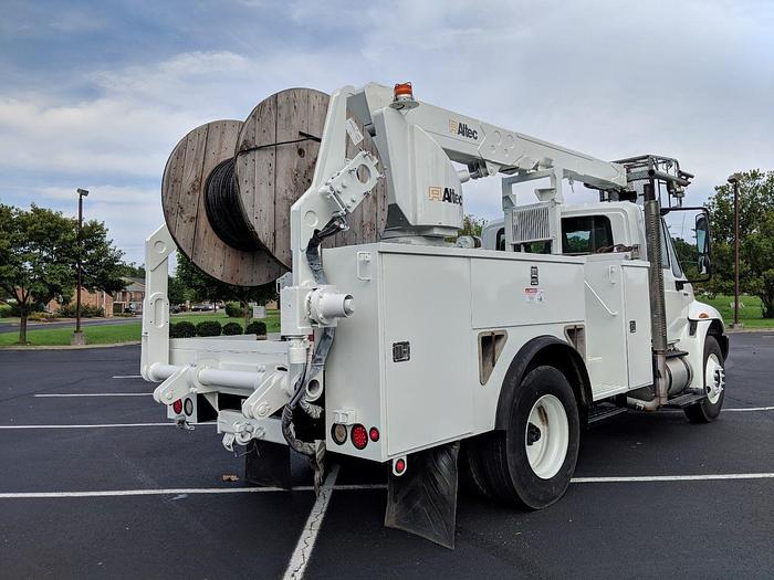 Used 2009 International 4300 Durastar w/ Altec A40P Cable Placer Bucket Truck