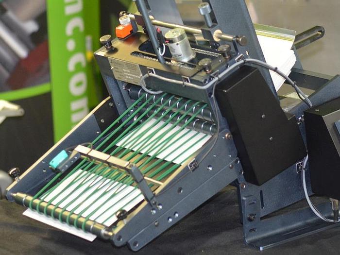 Used PINEBERRY  HSF - 12 - SB BATCH FEEDER