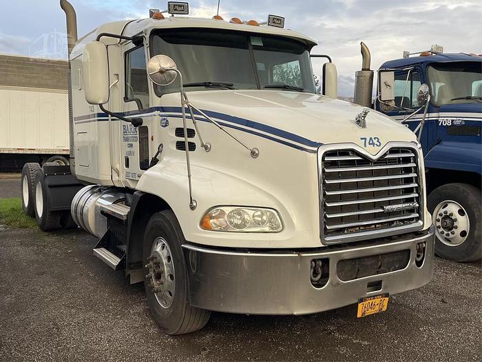 Used 2012 MACK CUX-613