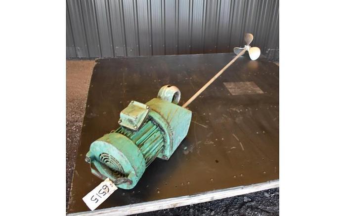 D'occasion USED LIGHTNIN CLAMP-ON MXER, 1.5 HP