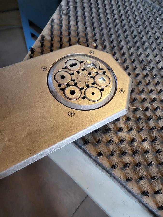 Gebruikt Punzonatrice Euromac Cx 1000/30-30Ton-Cnc