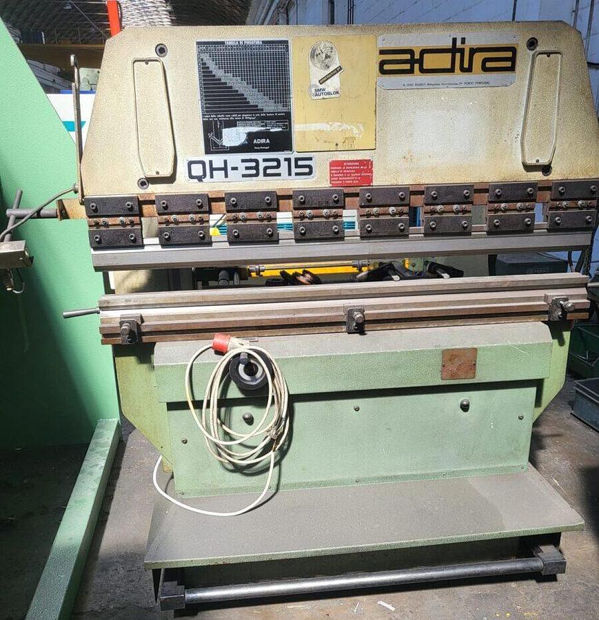 Usato Piegatrice Schiavi 1500 x 32 Ton