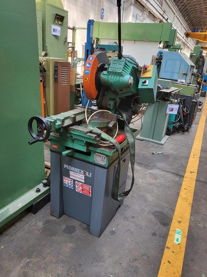 Usato Troncatrice A Disco Pedrazzoli 350 Usato