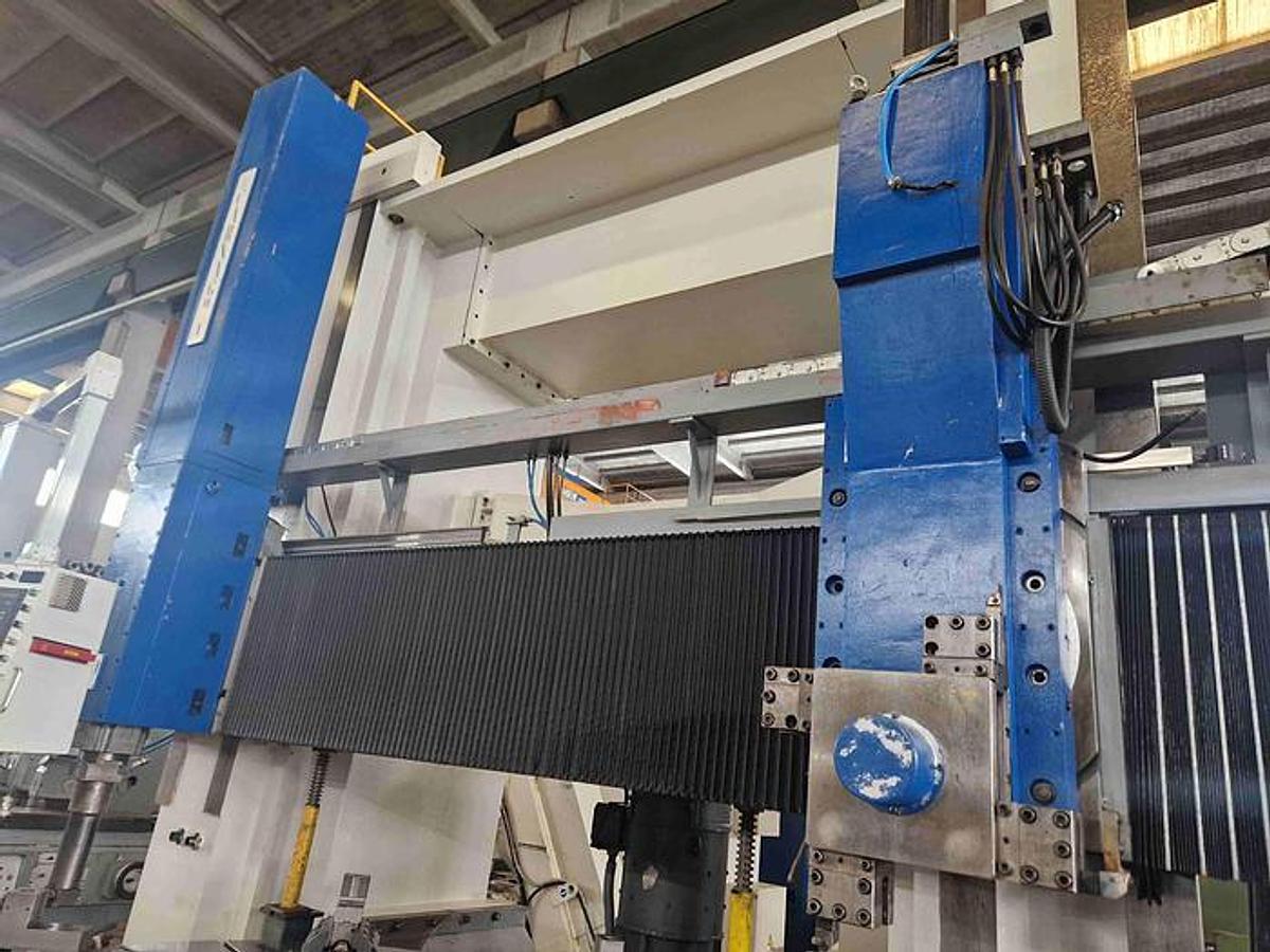 Gebruikt 1977 Tornio Verticale P. Carnaghi Ap 25 Sp Cnc