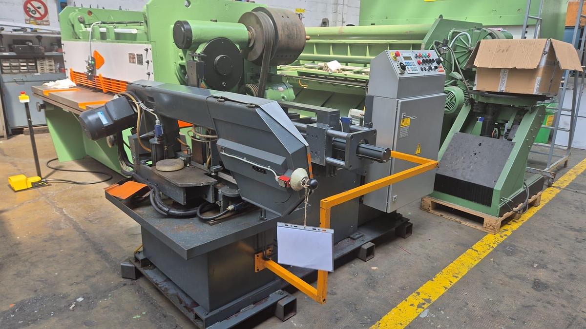 Usato Seghetto a nastro Klaeger 265