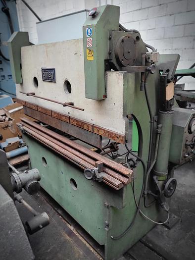 Gebruikt Piegatrice Omag 1500 x 3 Usata