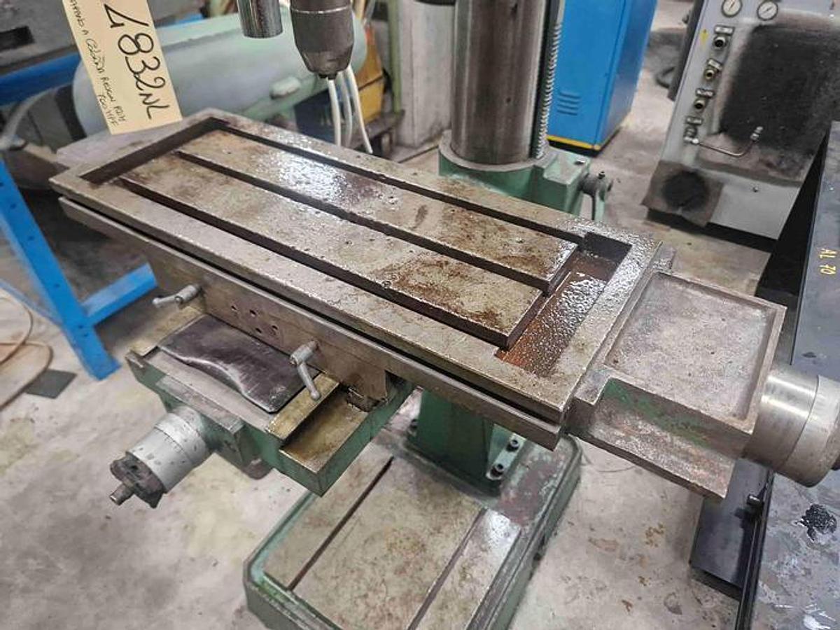 Gebruikt 1990 Trapano A Colonna Rexon Rdm 700 Mpf 35