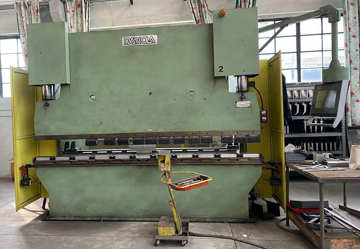 Usato Piegatrice Bariola 3050 x 100 ton