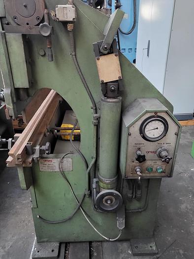 Gebruikt Piegatrice Omag 1500 x 3 Usata