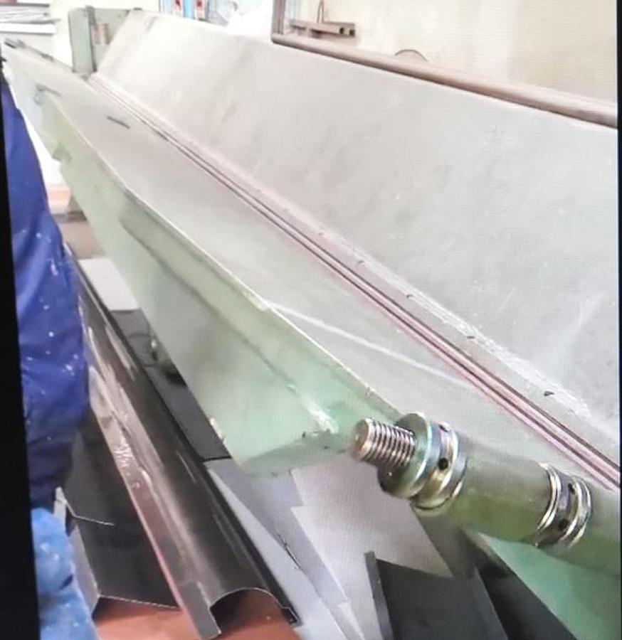 Usato Piegatrice Hyllus 6000 x 2