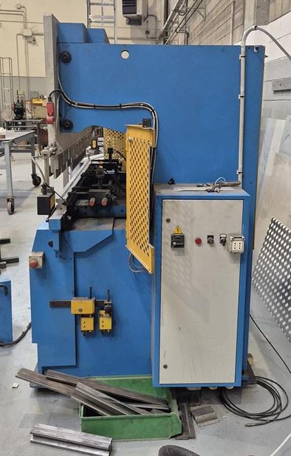 Usato Piegatrice Mecos 2000 x 50 ton
