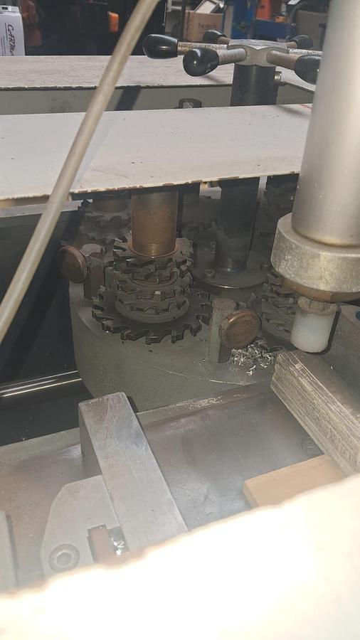 Usato Fresa Mecal FR 706 per Alluminio
