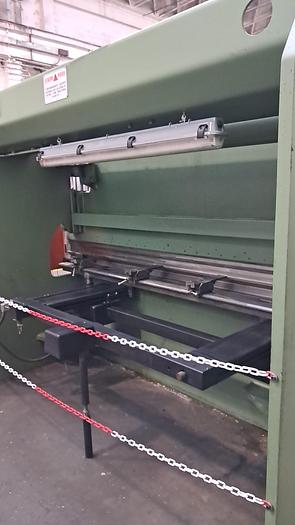 Usato Piegatrice IMAL 3000 x 50 TON Usata