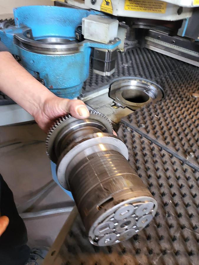 Gebruikt Punzonatrice Euromac Cx 1000/30-30Ton-Cnc