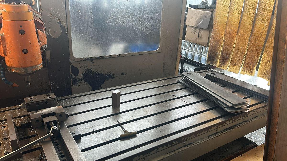 Gebruikt Fresatrice Globa Trade Mod. U 1900 Cnc