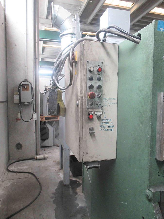 Usato 2001 Cesoia Oleodinamica Omag 3000 X 8