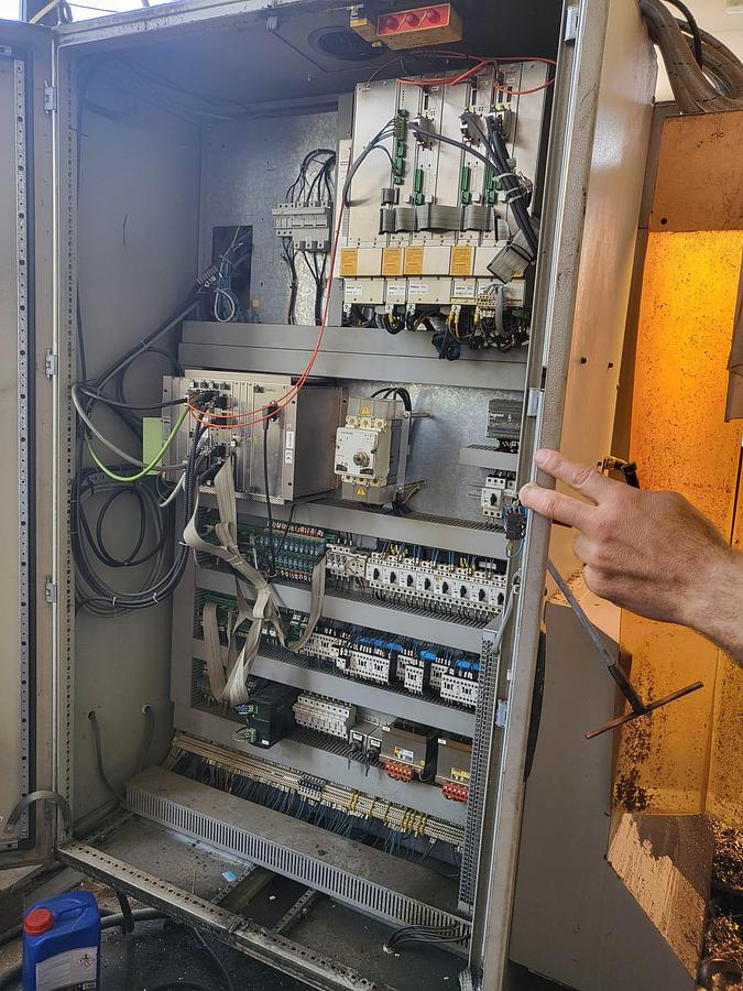 Gebruikt Fresatrice Globa Trade Mod. U 1900 Cnc