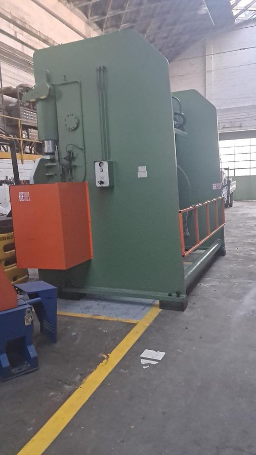 Usato Piegatrice Romec 4000 x 125 Ton