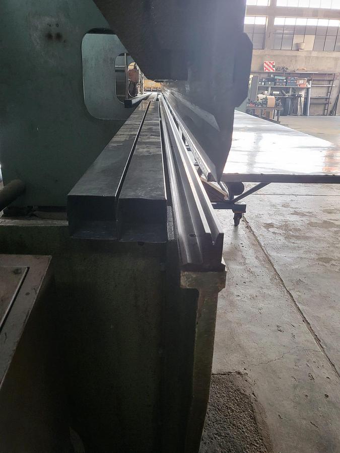 Usato Piegatrice Gabella 8000 x 2