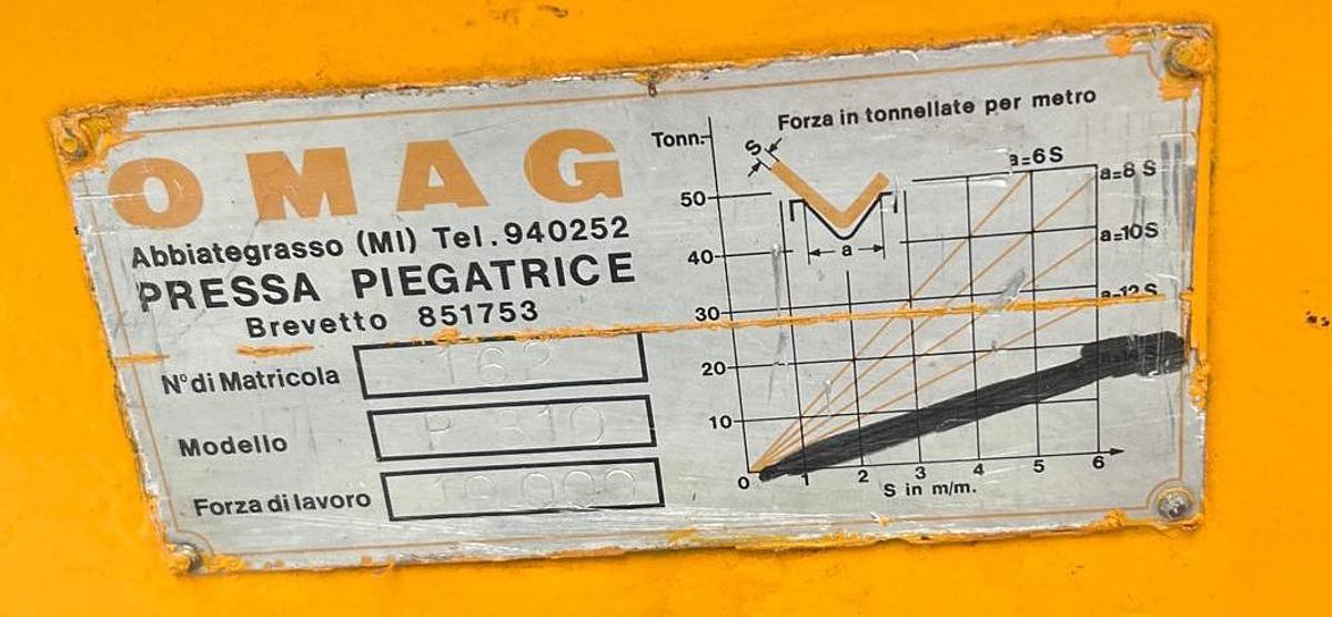 Gebruikt Piegatrice Omag 1000 x 10 ton