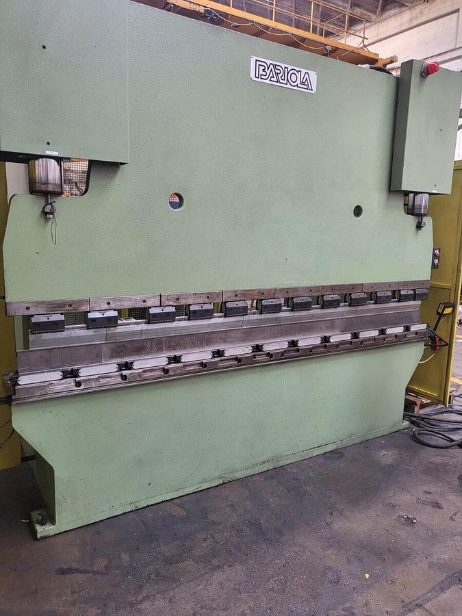 Gebruikt Piegatrice Bariola 3050 x 100 ton