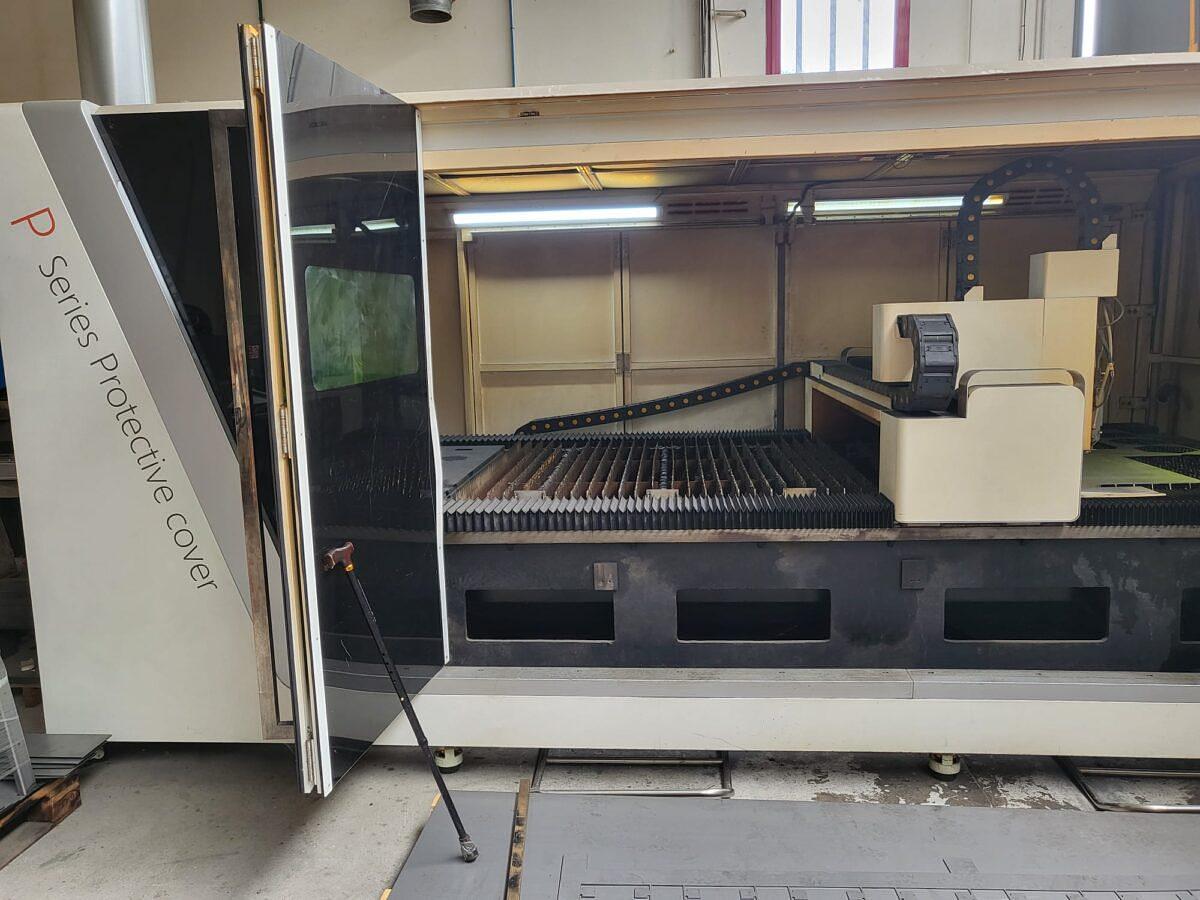 Usato 2021 Taglio Laser a Fibra Bodor 3000 x 1500