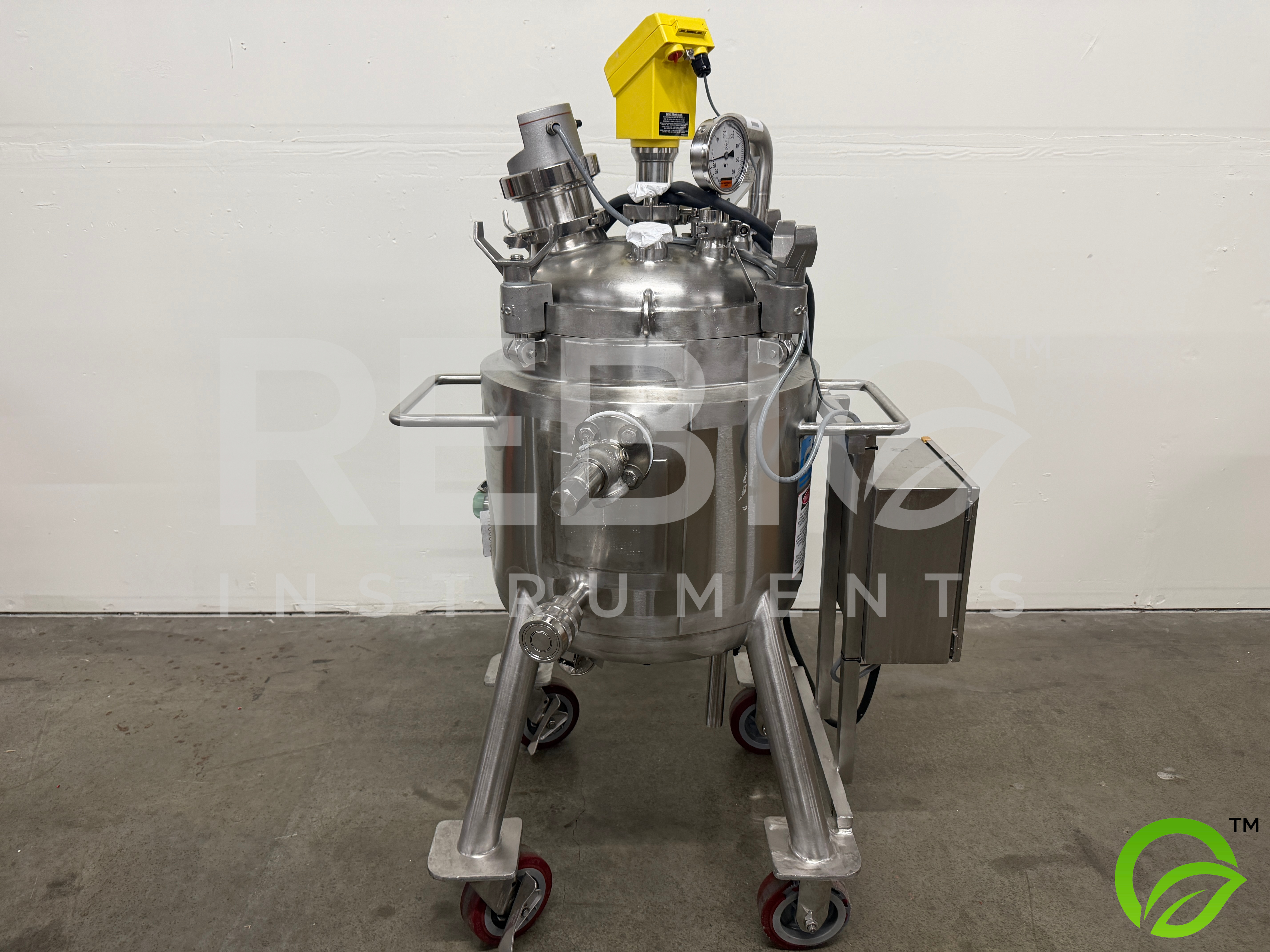 Used DCI / Abgenix 50L Jacketed 316L SS Pressure Vessel Skid CP-3050 | ASME Certified | Vega PULS43 Radar Level | Lumiglas Sight Glass | BS&B Burst Disc | Mobile Pharma Cart