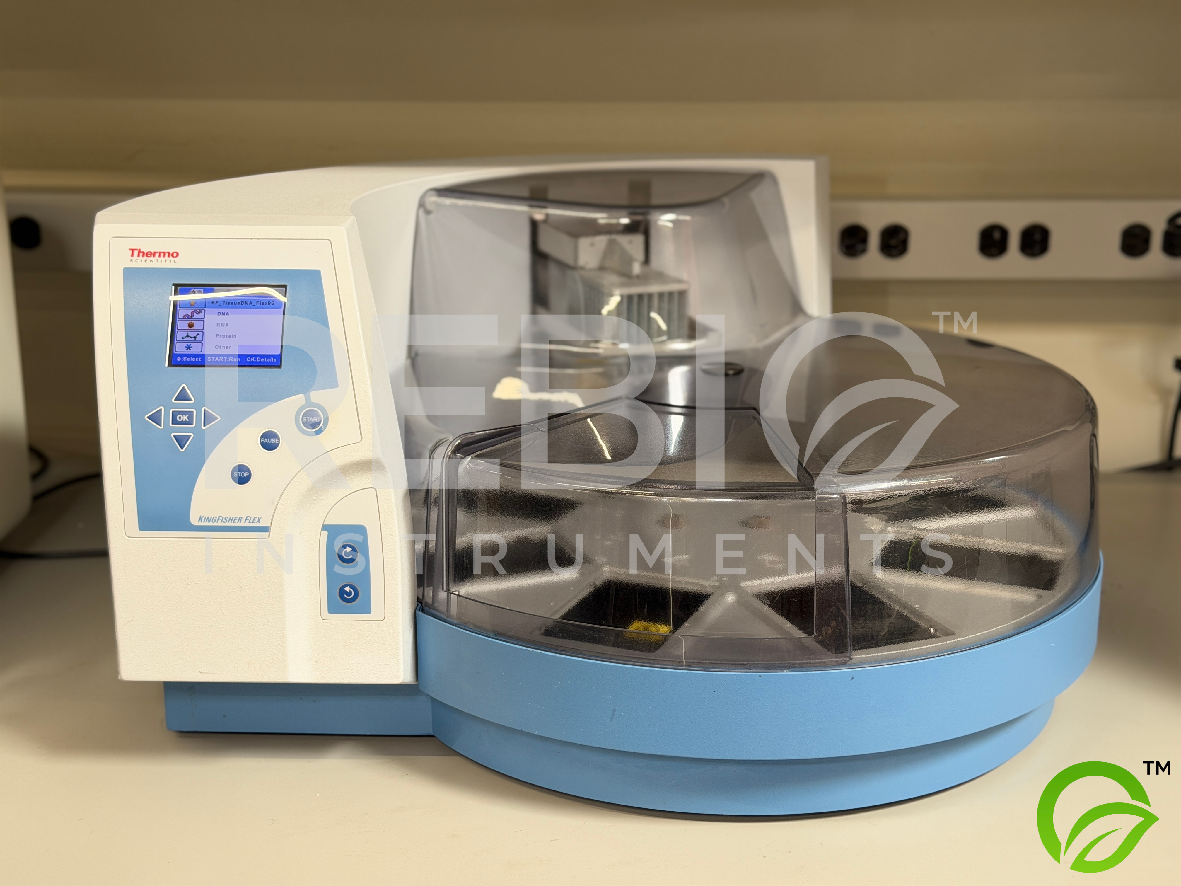 Used Thermo Scientific KingFisher Flex Magnetic Particle Purification System | 96-Well | Nucleic Acid & Protein Extraction | (Corrosion on Magnetic Pin)