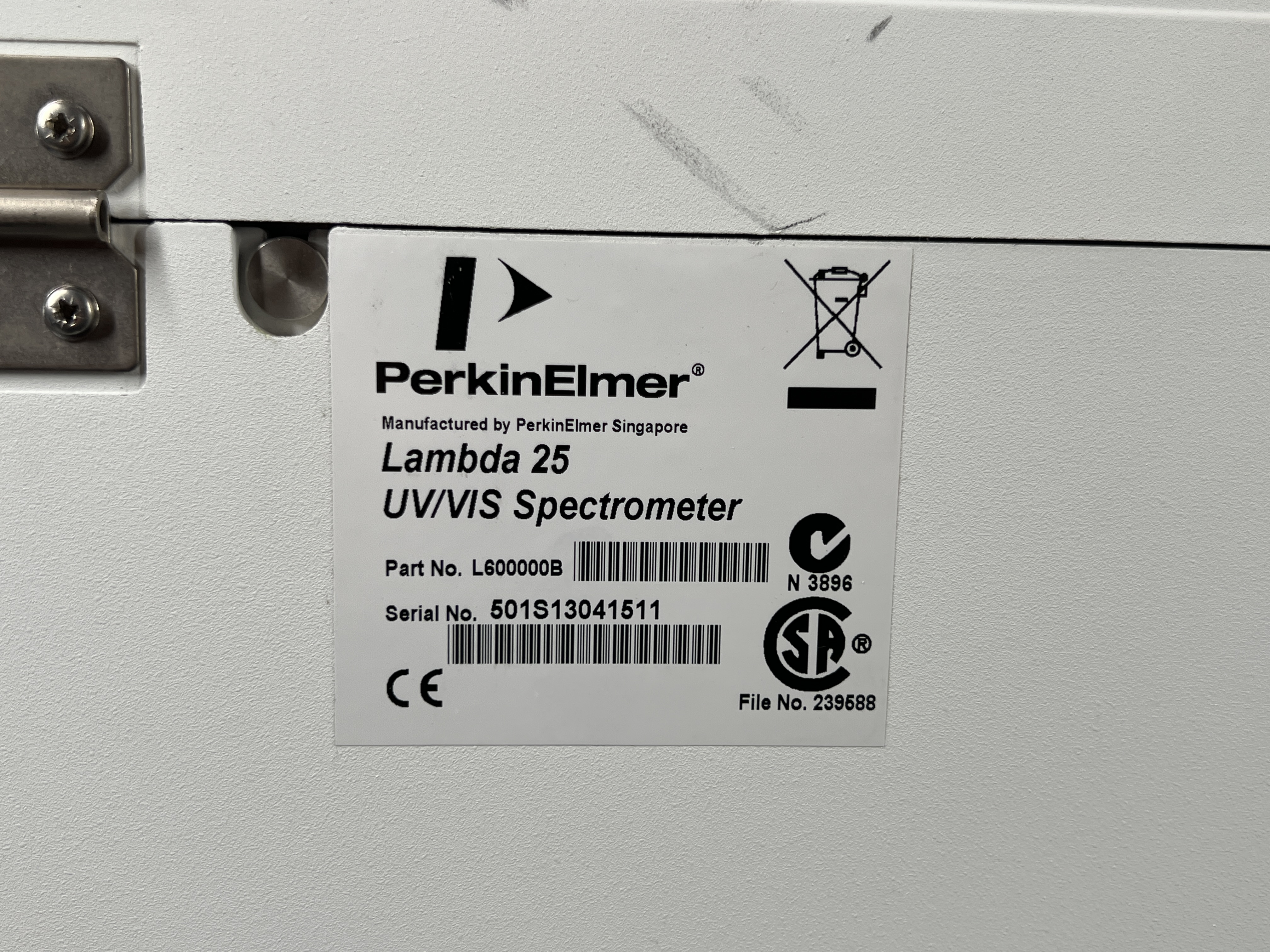 Used Perkin Elmer Lambda 25 UV/VIS Spectrometer
