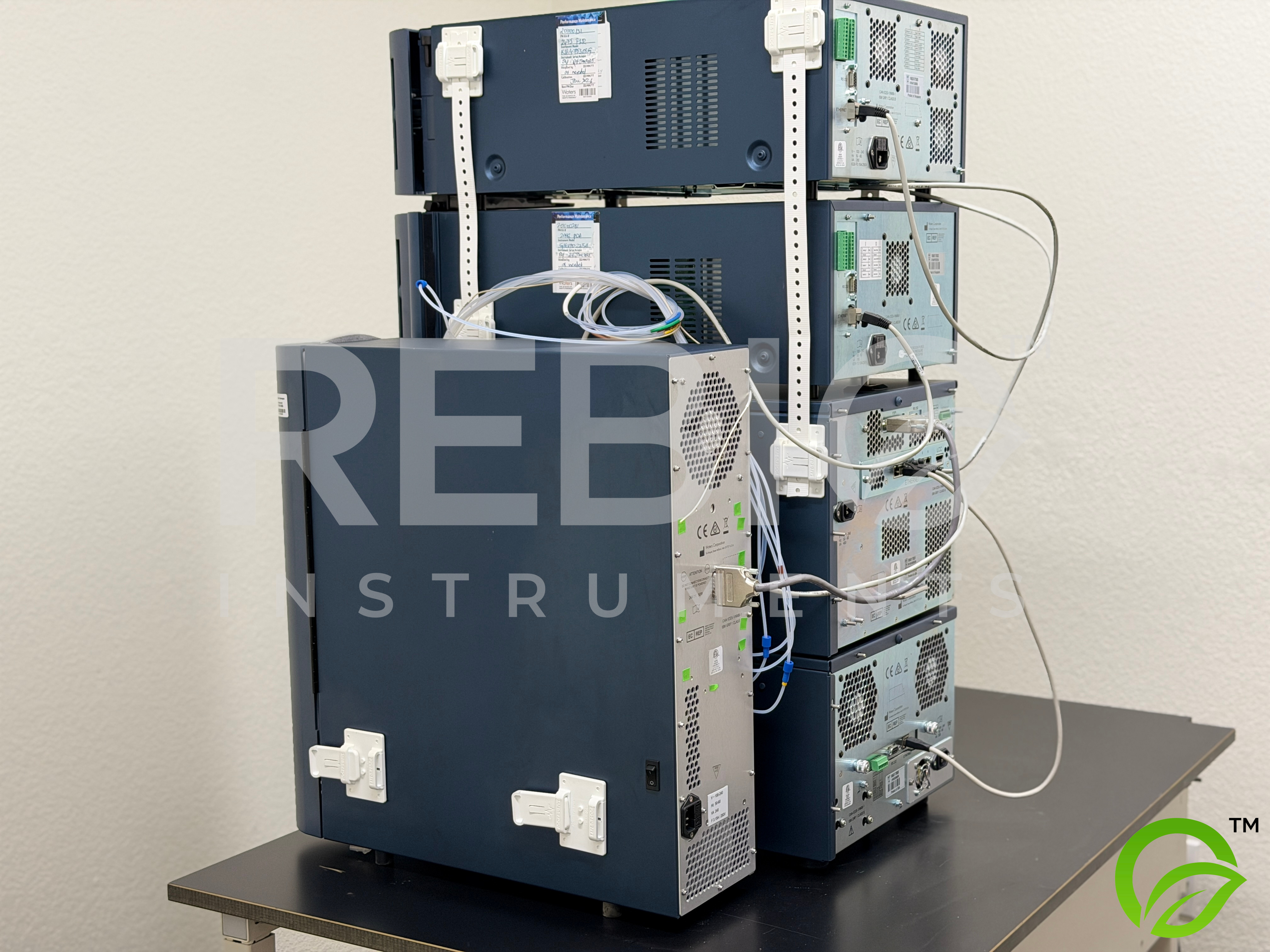 Used Waters ACQUITY Arc System Dual Detection QSM-R Pump + SM-FTN-R Autosampler