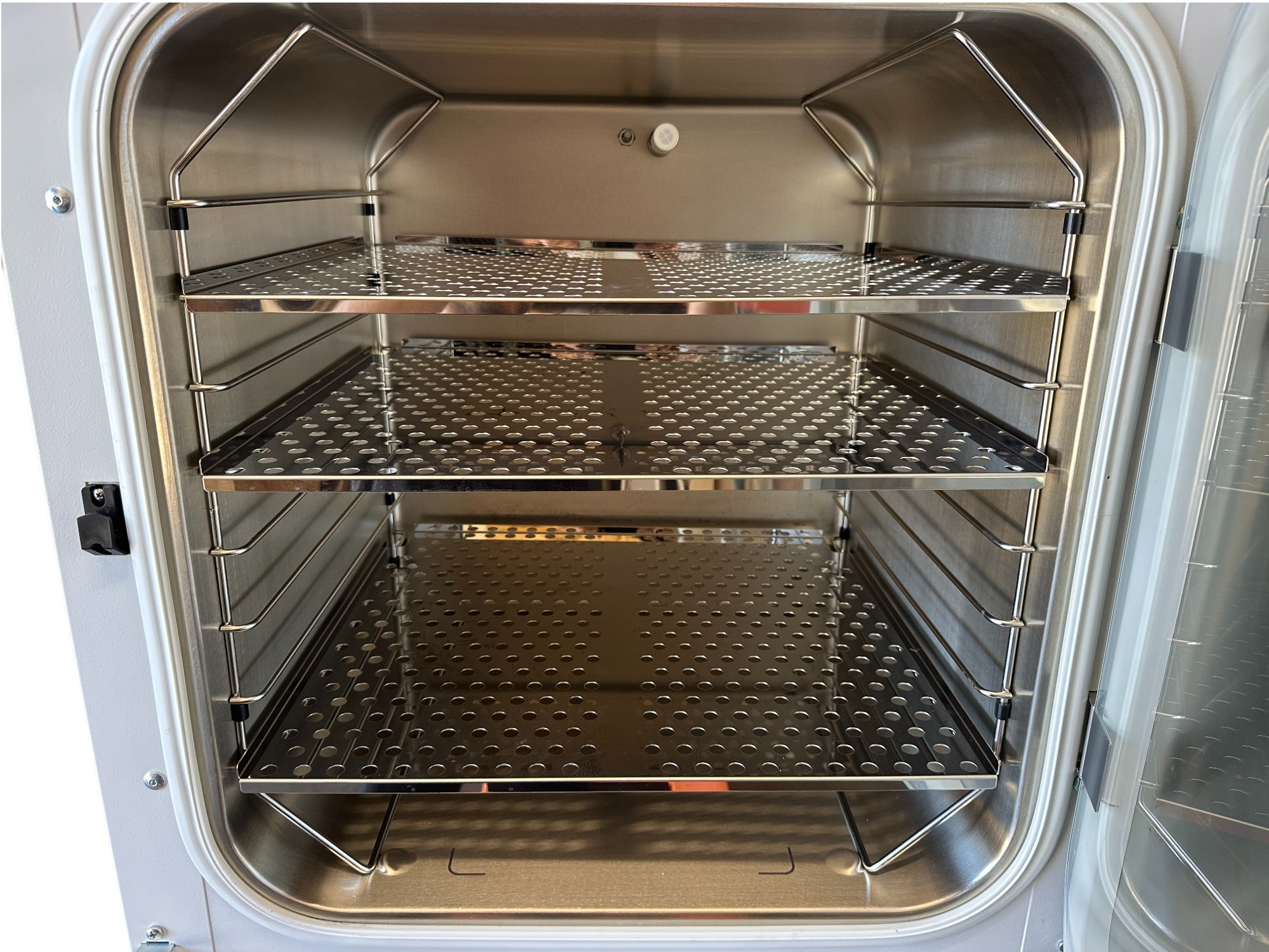 Used Binder C 170-UL CO2 Incubator 170L 9040-0113