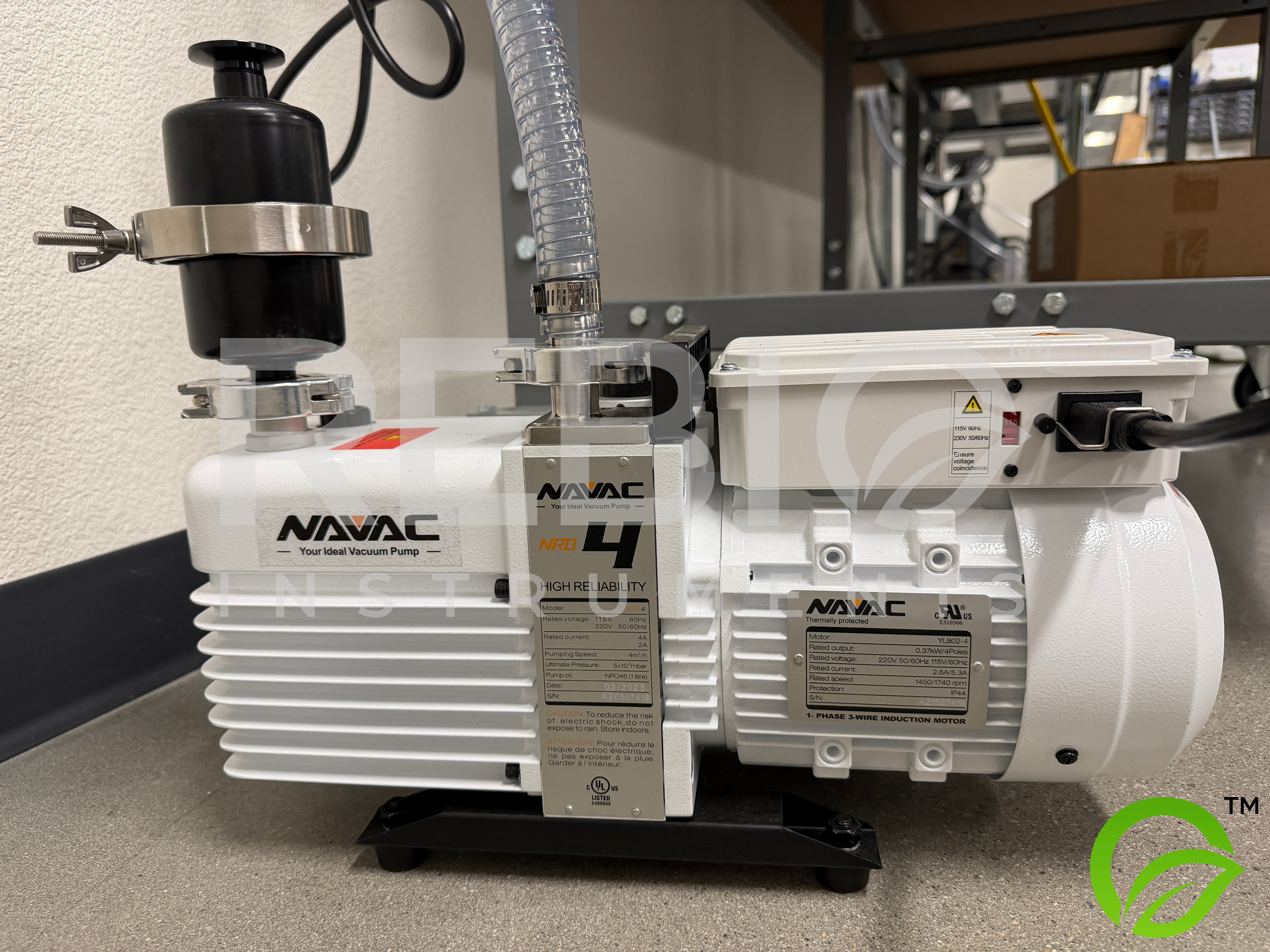 Used  Labconco FreeZone 4.5 7750021 Freeze-Dryer + Navac NRD 4 Vacuum Pump 