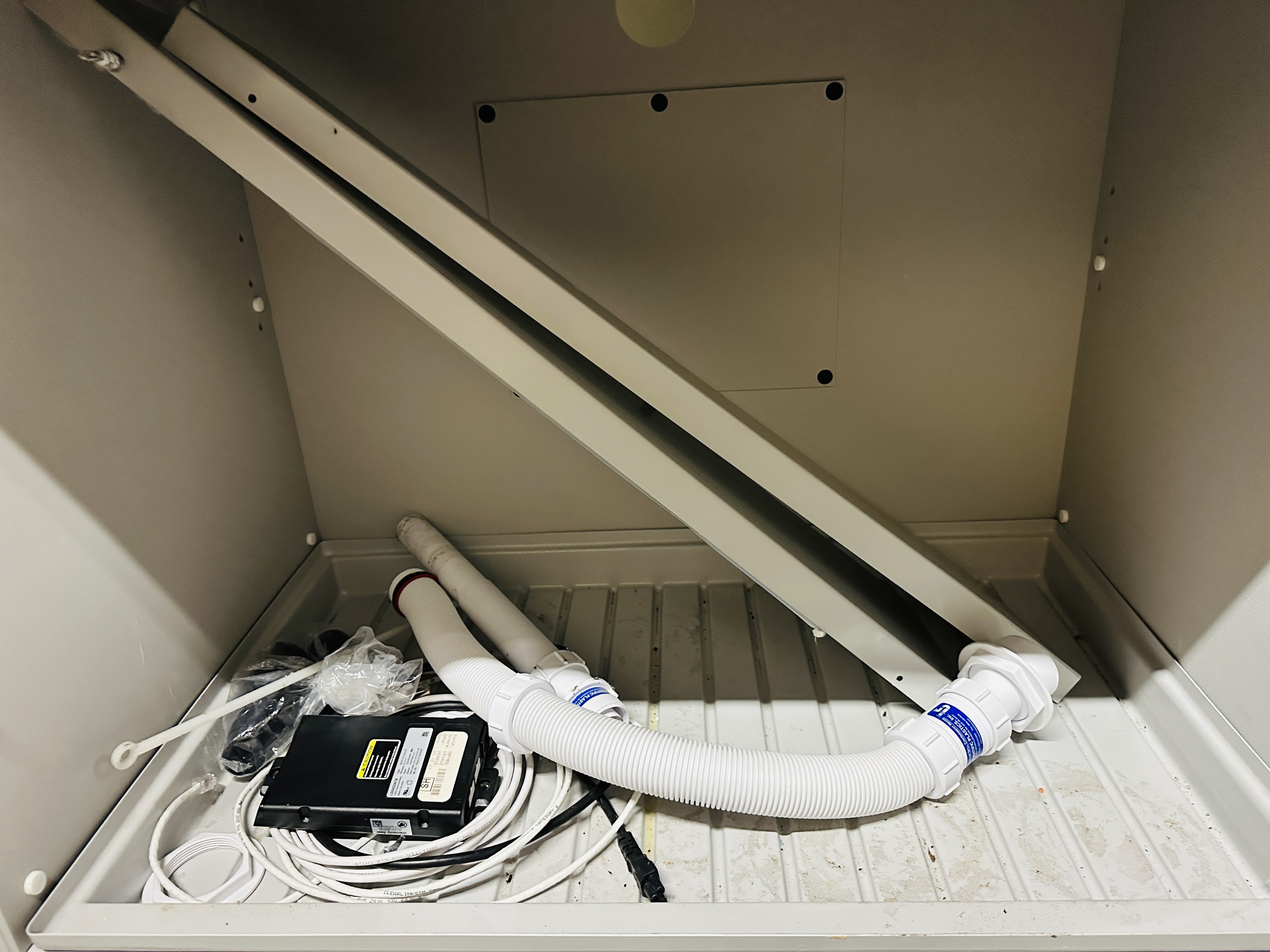 Used Labconco Protector Premier 6-Foot Laboratory Fume Hood 